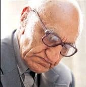 دکتر محمد باستانی پاریزی درگذشت