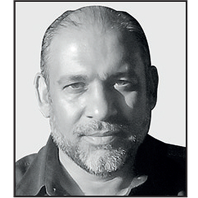 هنر واسطه ای برای انتقال پیام از هنرمند به مخاطب