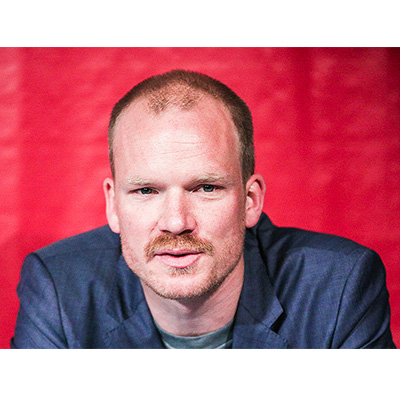 عکاسان بومی راوی قصههای خود باشند.