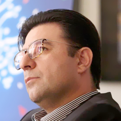 برای داشتن هنرمند جهانی باید گالریهای قدرتمند داشته باشیم