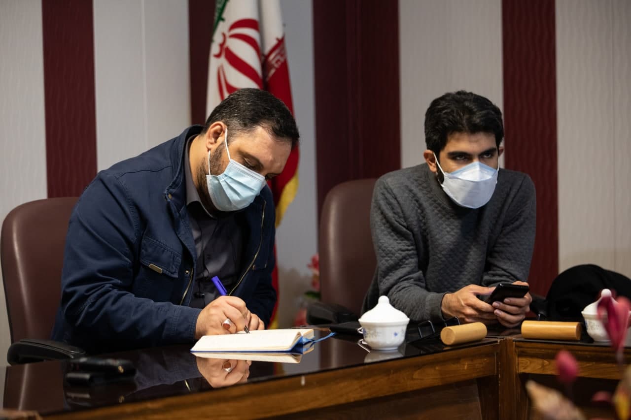 دیدار مدیران ارشد حوزه هنری کشور با هنرمندان و فعالان جبهه فرهنگی انقلاب اسلامی در استان کرمان