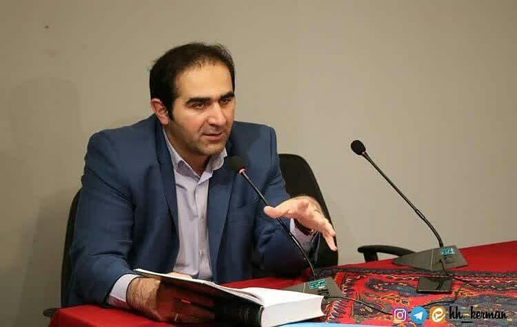«پرواز در پیله» «قلم زرین» را به کرمان آورد